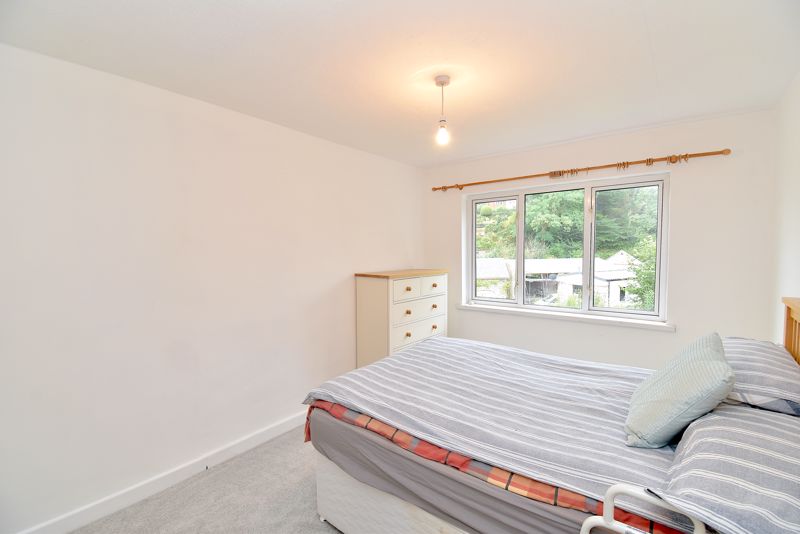 Bedroom- click for photo gallery